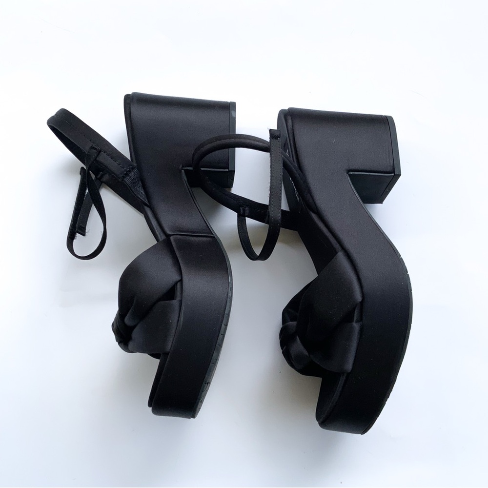 Pedro Garcia Dala Knot Satin Block Heel Size 39 RETAIL $600 - Picture 4 of 10